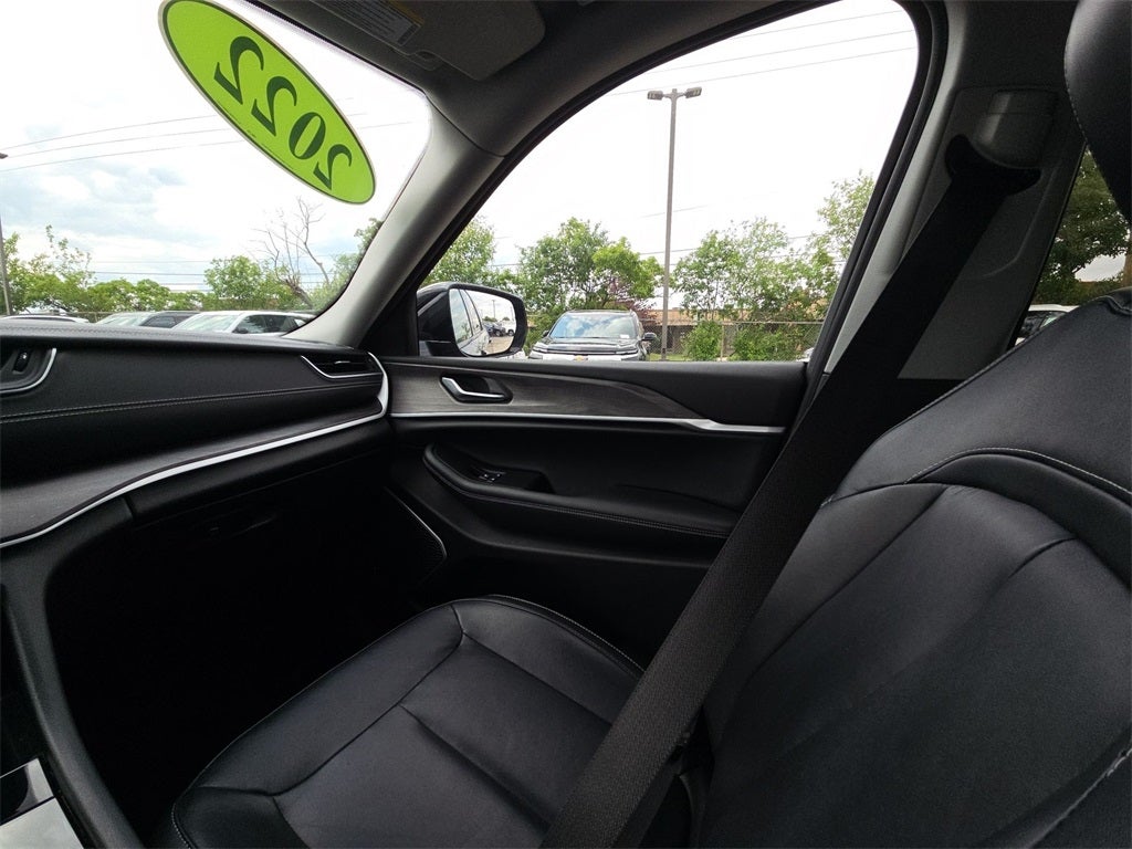 2022 Jeep Grand Cherokee L Limited AWD 4WD