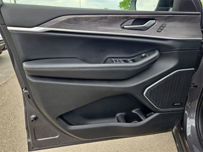 2022 Jeep Grand Cherokee L Limited AWD 4WD