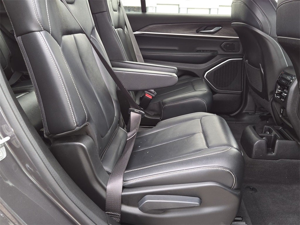 2022 Jeep Grand Cherokee L Limited AWD 4WD