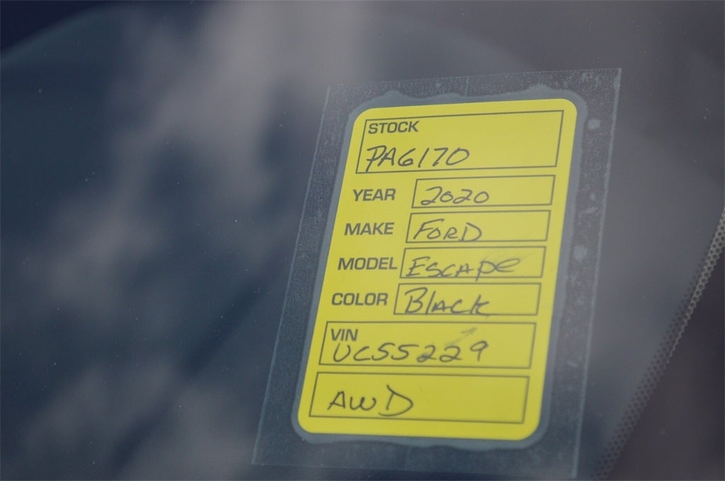 2020 Ford Escape SE