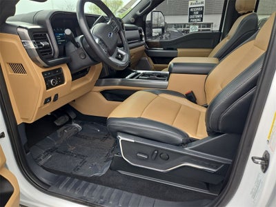 2023 Ford F-450SD Lariat DRW