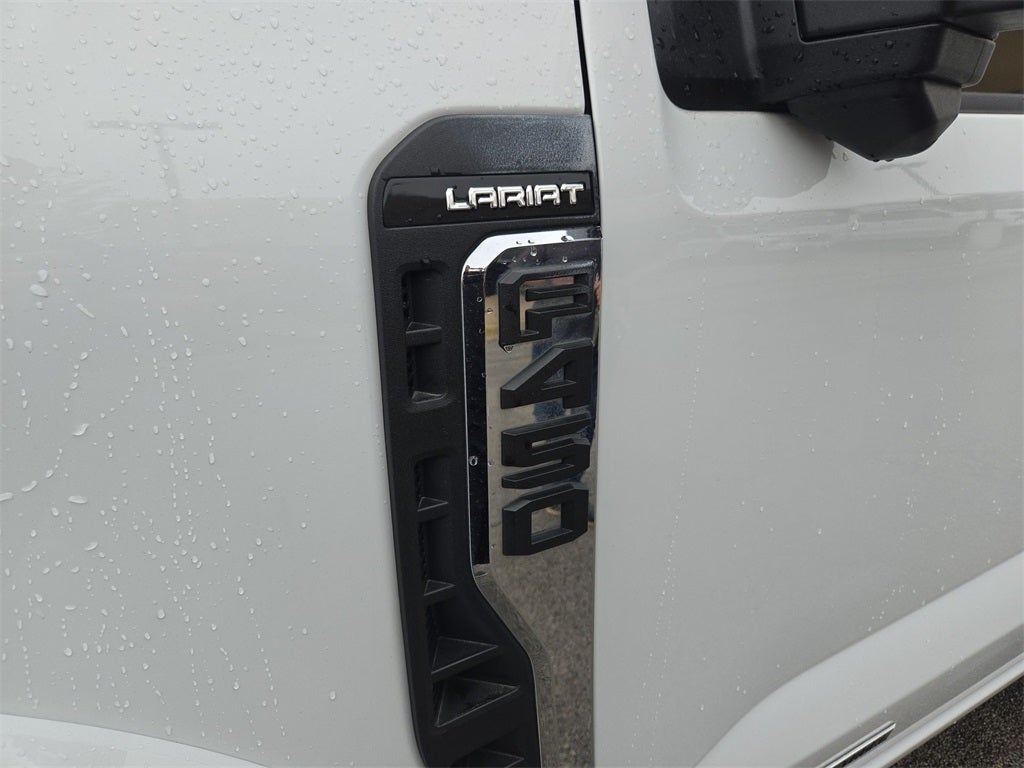 2023 Ford F-450SD Lariat DRW