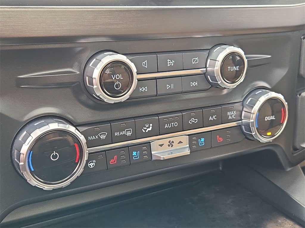 2023 Ford F-450SD Lariat DRW