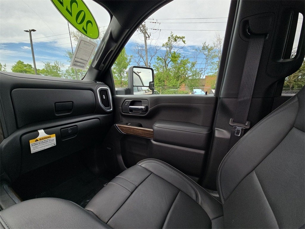 2022 Chevrolet Silverado 3500HD High Country AWD 4WD