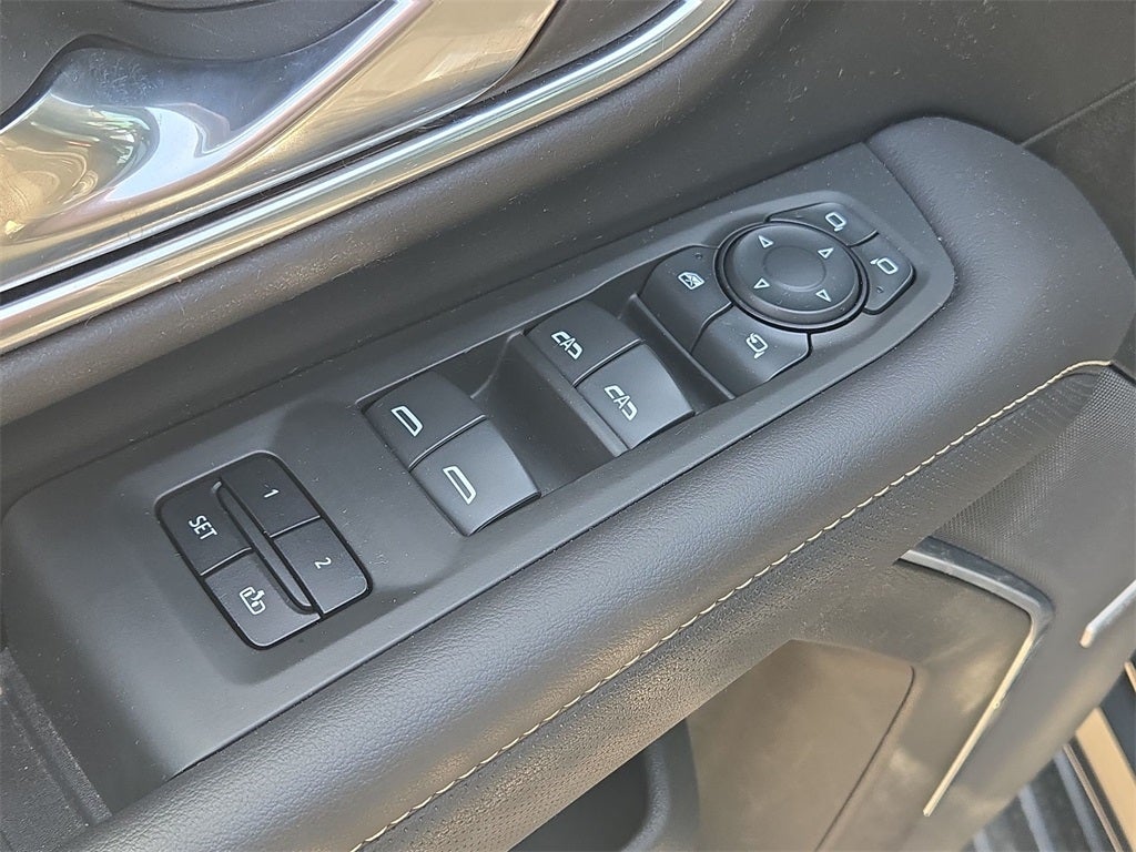 2022 GMC Yukon SLT 4WD AWD