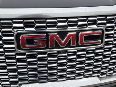 2022 GMC Yukon Denali AWD