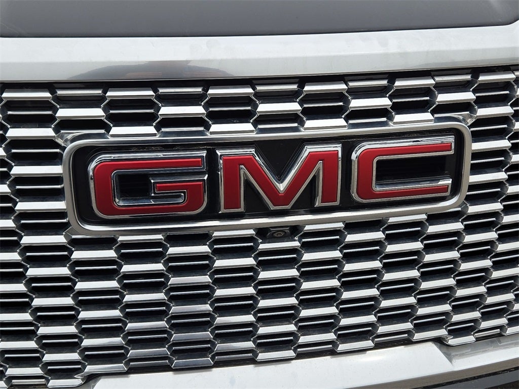 2022 GMC Yukon Denali AWD