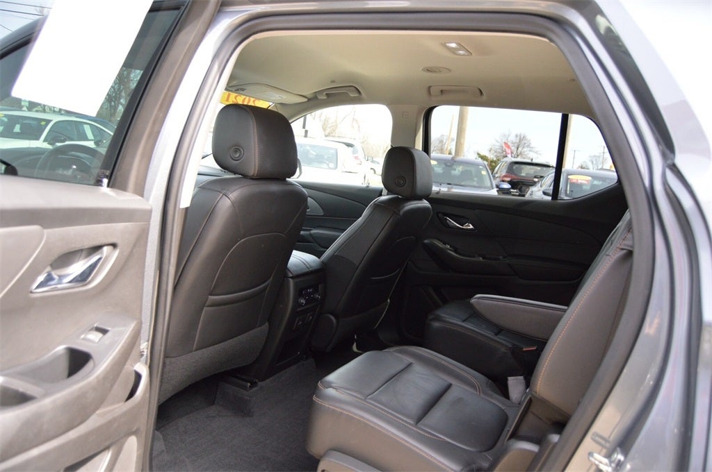 2021 Chevrolet Traverse RS