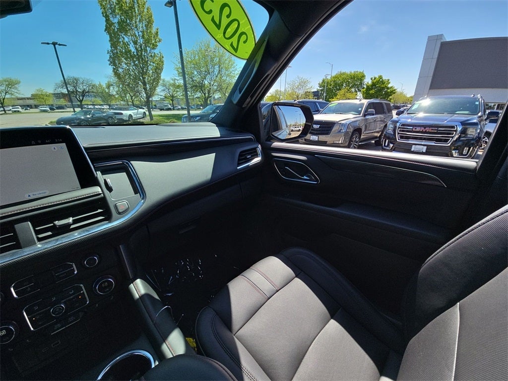 2023 Chevrolet Suburban RST 4WD AWD