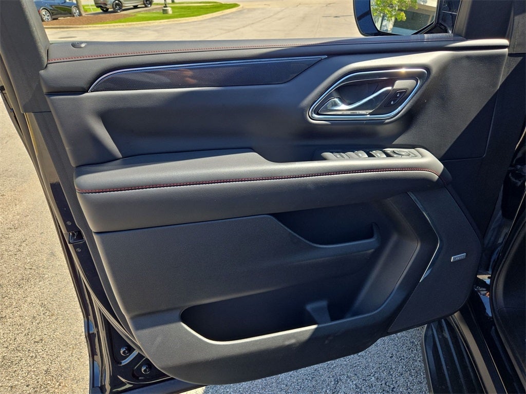 2023 Chevrolet Suburban RST 4WD AWD