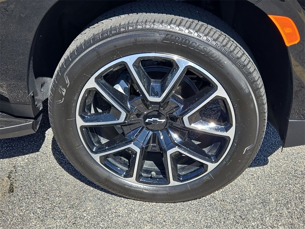 2023 Chevrolet Suburban RST 4WD AWD