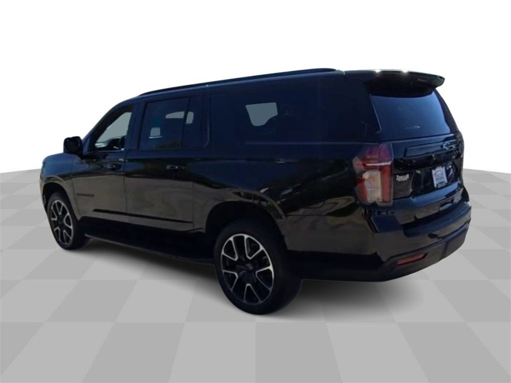 2023 Chevrolet Suburban RST 4WD AWD