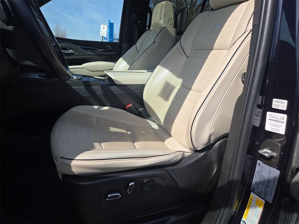 2022 Cadillac Escalade Sport 4WD