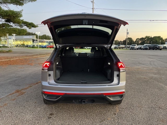 2025 Volkswagen Atlas Cross Sport 2.0T SE w/Technology