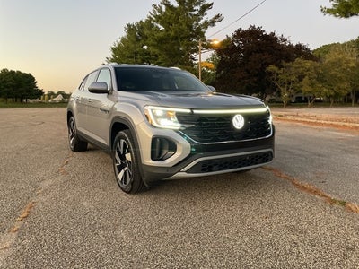 2025 Volkswagen Atlas Cross Sport 2.0T SE w/Technology
