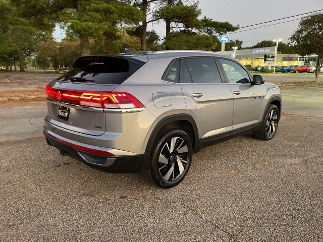 2025 Volkswagen Atlas Cross Sport 2.0T SE w/Technology