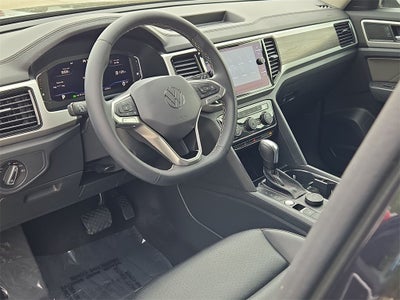 2022 Volkswagen Atlas 3.6L V6 SE w/Technology