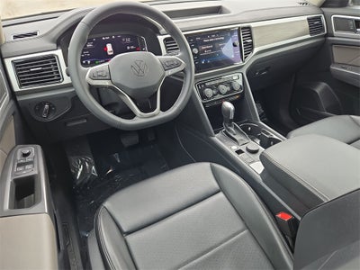 2022 Volkswagen Atlas 3.6L V6 SE w/Technology