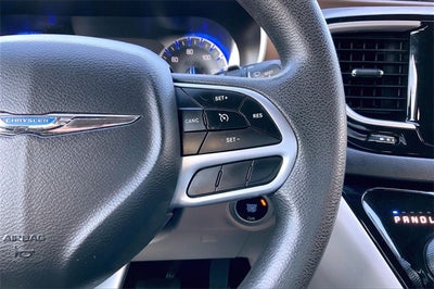 2017 Chrysler Pacifica Touring L