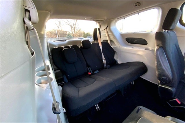 2017 Chrysler Pacifica Touring L