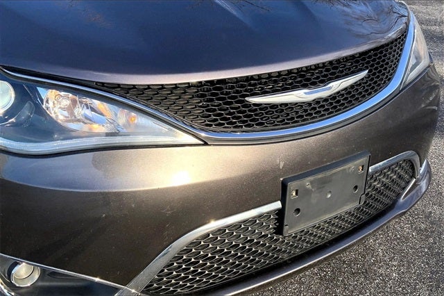 2017 Chrysler Pacifica Touring L