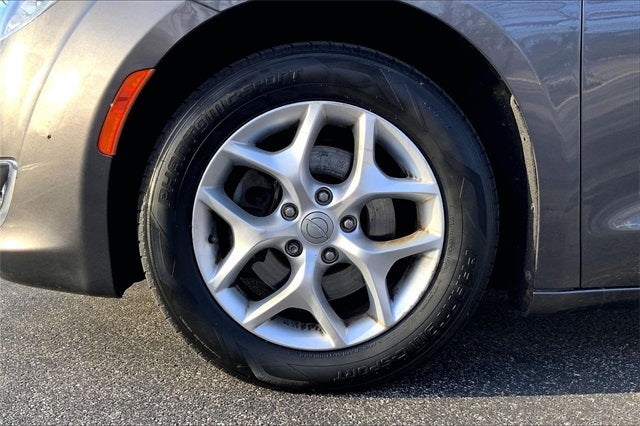 2017 Chrysler Pacifica Touring L