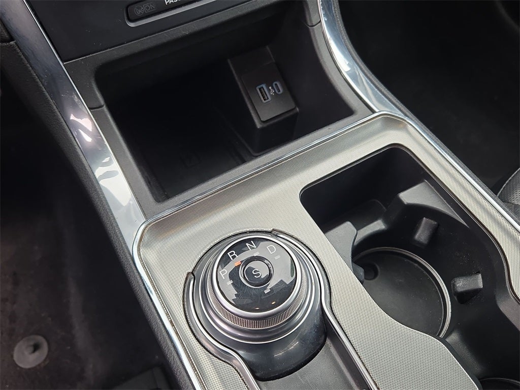 2022 Ford Edge Titanium AWD