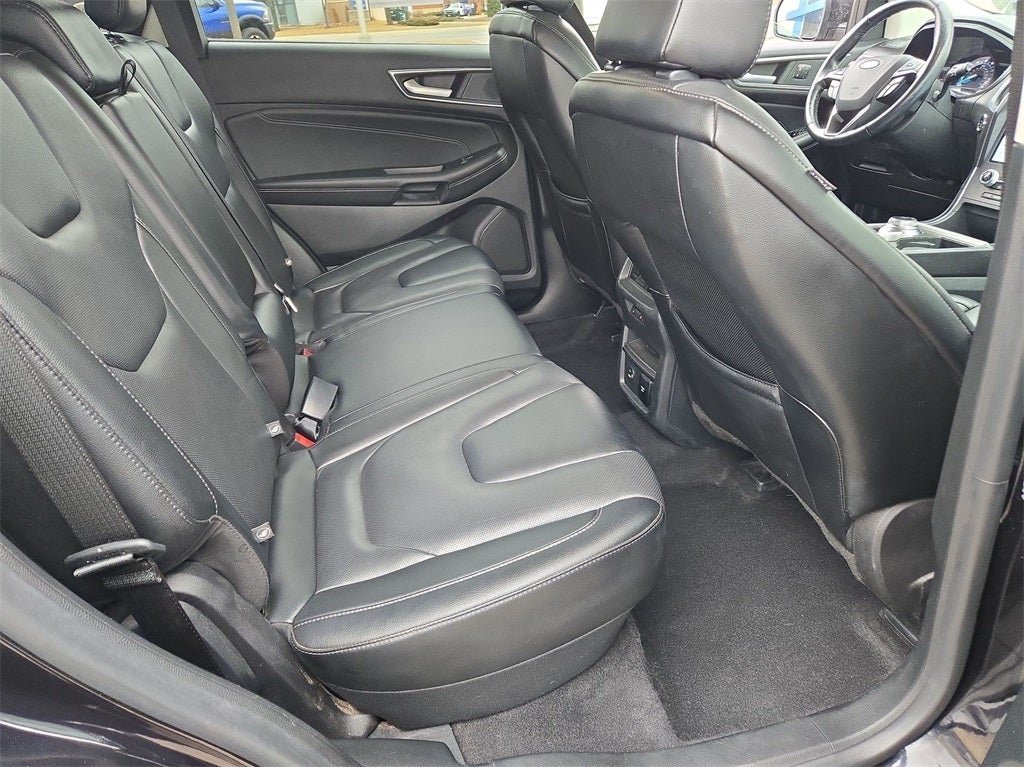 2022 Ford Edge Titanium AWD