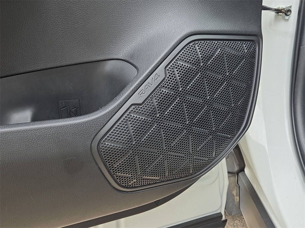 2022 Toyota RAV4 Hybrid XSE AWD