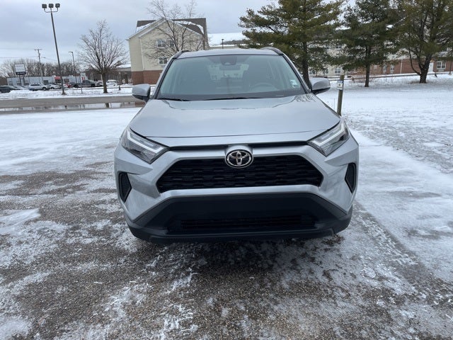 Used 2025 Toyota RAV4 XLE with VIN 2T3P1RFV9SW553733 for sale in Kansas City