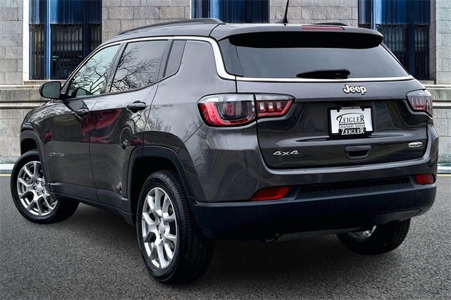 2023 Jeep Compass Latitude Lux