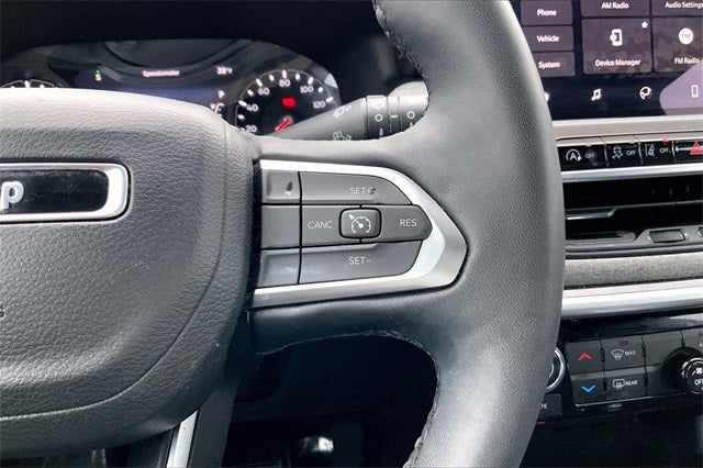 2023 Jeep Compass Latitude Lux