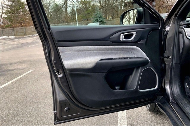 2023 Jeep Compass Latitude Lux