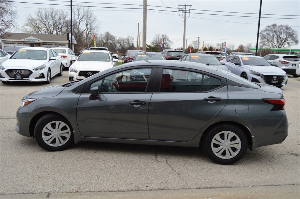 2024 Nissan Versa 1.6 S