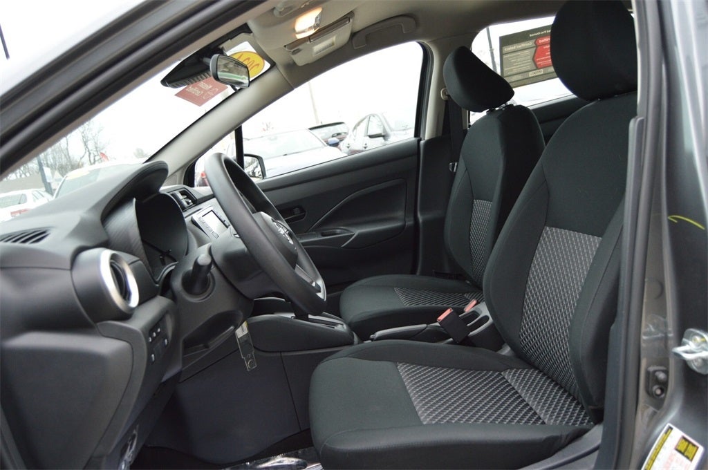 2024 Nissan Versa 1.6 S