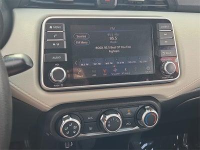 2021 Nissan Versa 1.6 SV