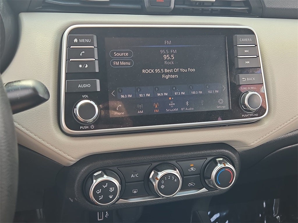 2021 Nissan Versa 1.6 SV