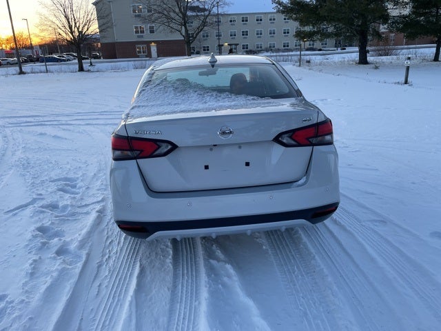 2021 Nissan Versa 1.6 SV