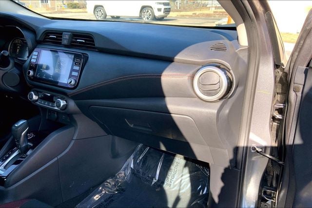 2024 Nissan Versa 1.6 SR