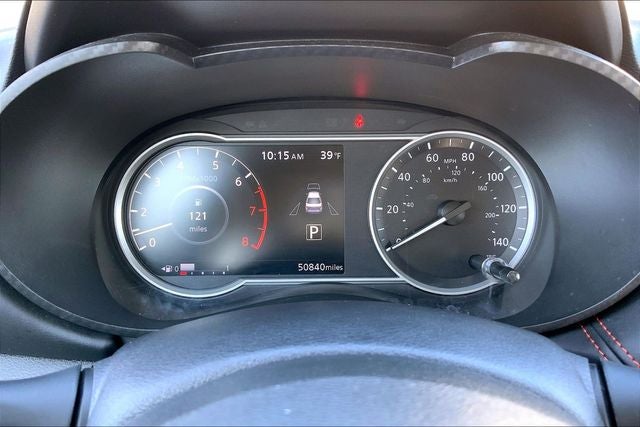 2024 Nissan Versa 1.6 SR