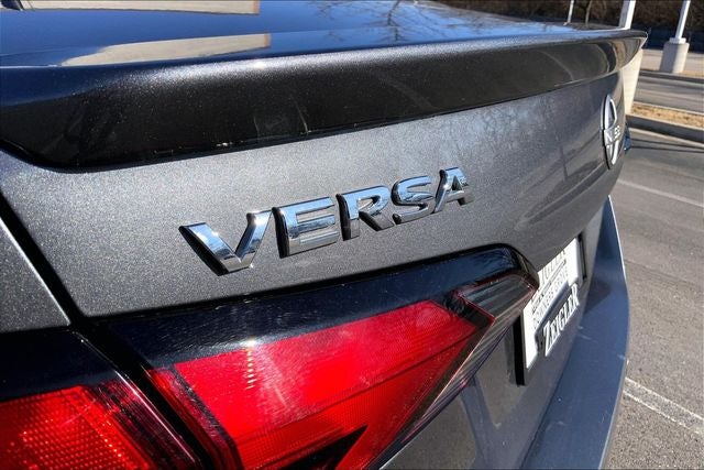 2024 Nissan Versa 1.6 SR