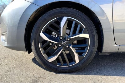 2024 Nissan Versa 1.6 SR