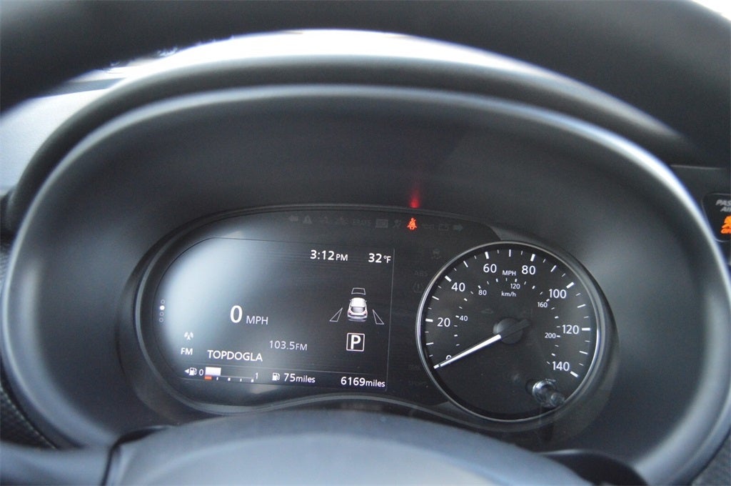 2024 Nissan Kicks SV