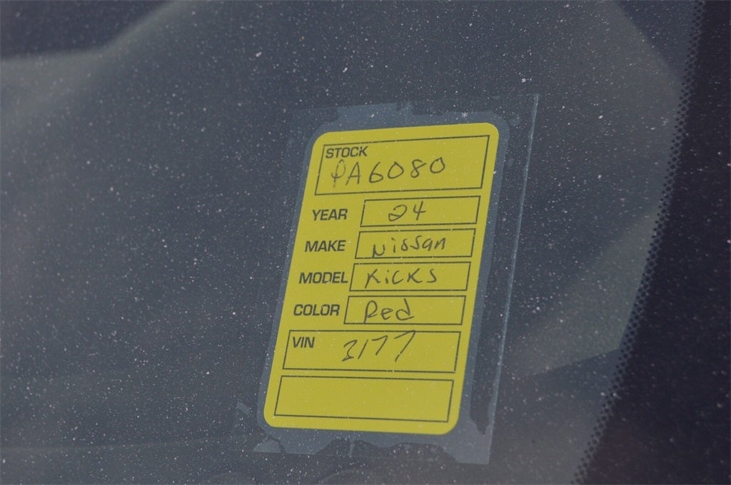 2024 Nissan Kicks SR