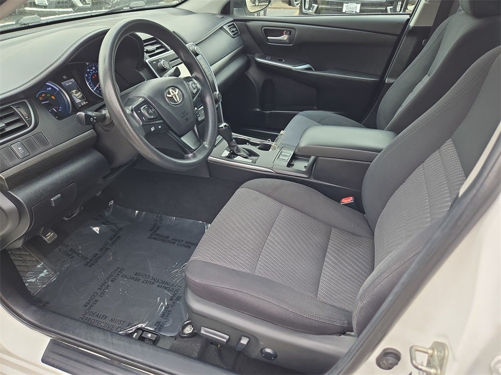 2015 Toyota Camry Hybrid LE