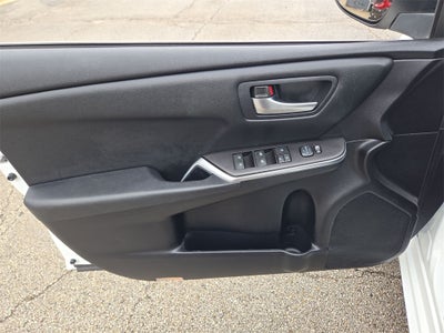 2015 Toyota Camry Hybrid LE