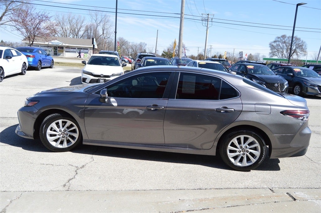 2022 Toyota Camry LE