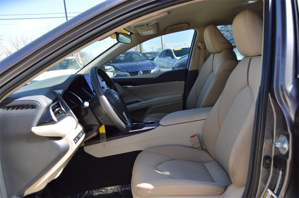 2022 Toyota Camry LE