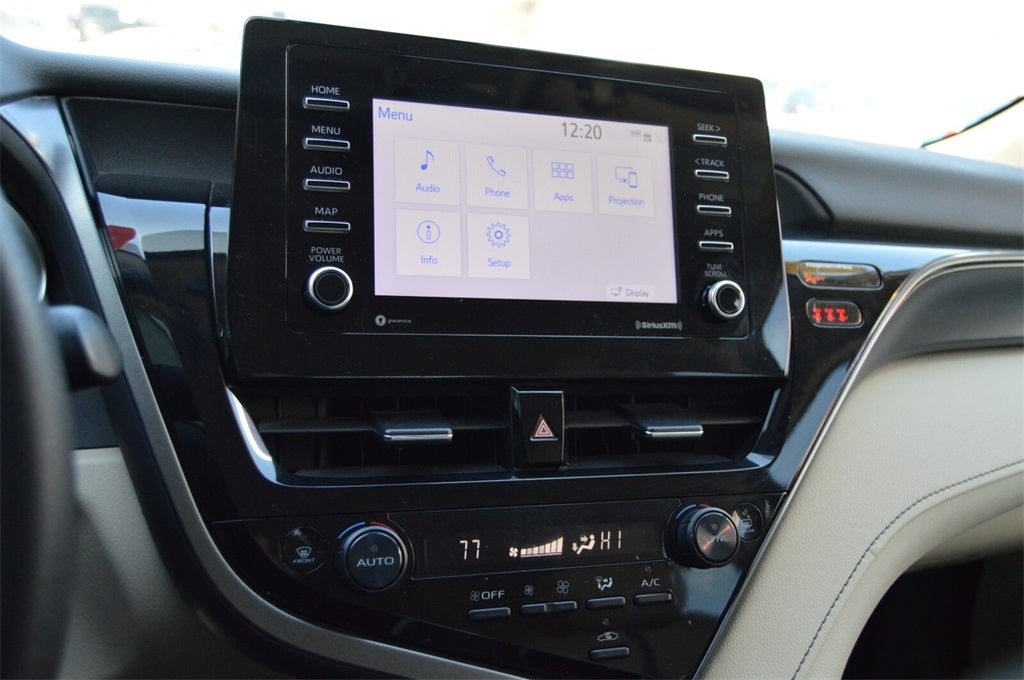 2022 Toyota Camry LE