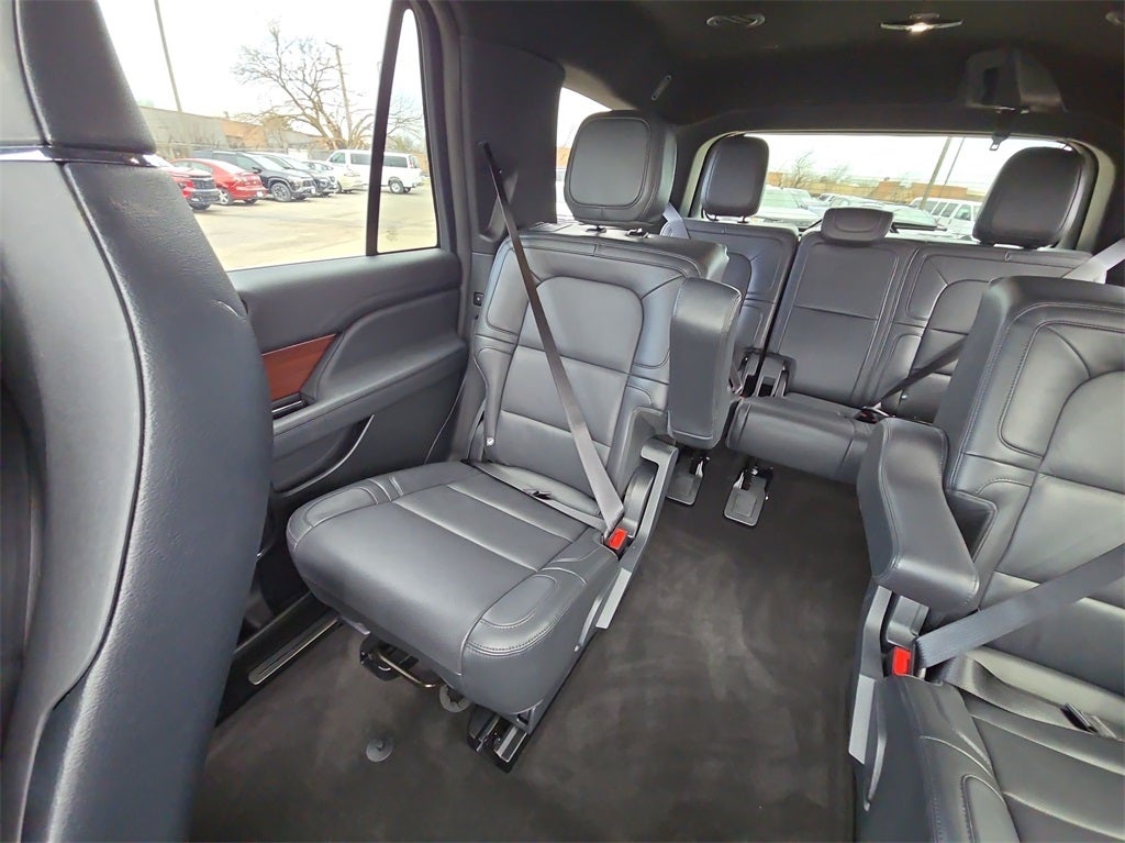 2023 Lincoln Navigator Reserve 4WD AWD